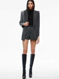 Colley Notch Collar Blazer + Conry Pleated Cuff Short