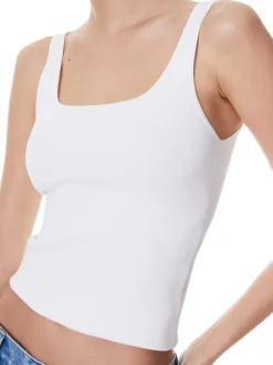 Daryn Sculpting Tank