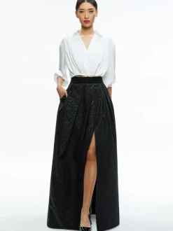 Pierre Pleated Back Button Down