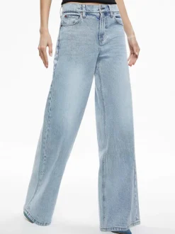 Trish Mid Rise Baggy Jean