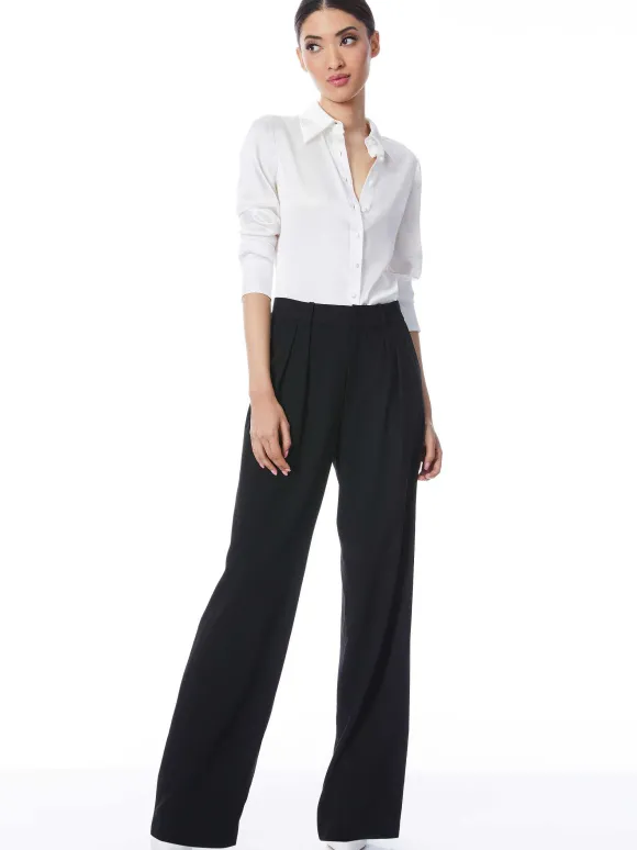 Willa Fitted Placket Top